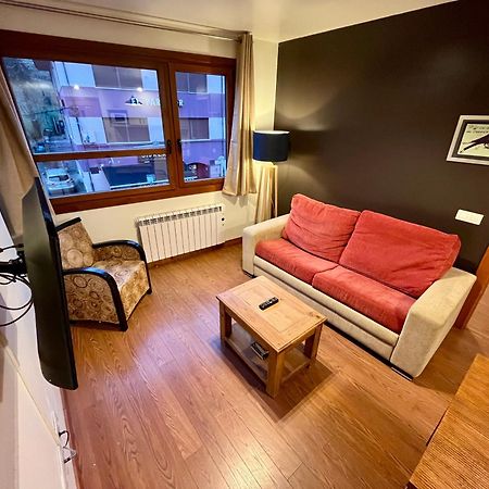 Lotila Flats Cuirgu Aparthotel Felechosa Eksteriør bilde